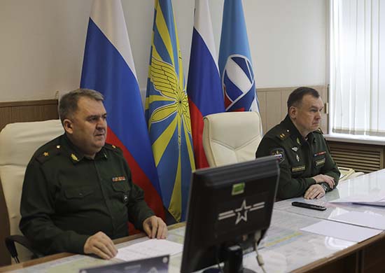Командующий 15 армией ВКС провел видеомост с командованием РЛС «Волга» - «Минобороны»