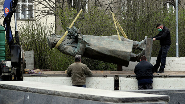 МИД: снос памятника маршалу Коневу в Праге не останется без ответа - «МИД России»