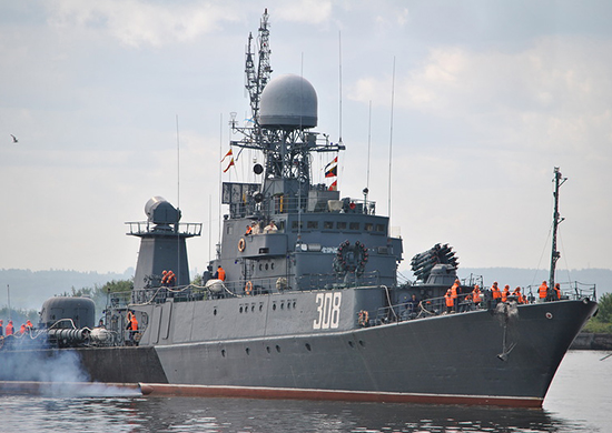 На Балтийском флоте начался рейдовый сбор с участием кораблей Ленинградской военно-морской базы - «Минобороны»