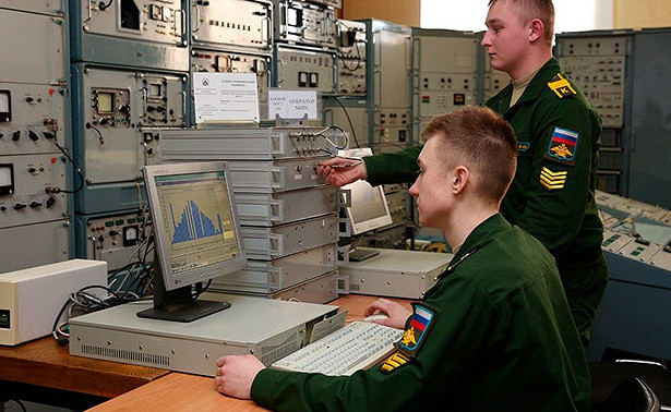 Путин поручил Минобороны проработать вопрос об участии призывников в работе исследовательских и инженерных лабораторий&nbsp - «Минобороны»
