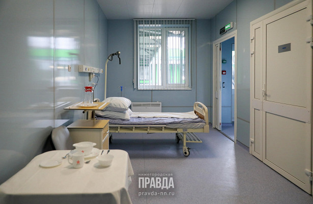 Разбираемся, почему российскую медицину до кризиса довели критики Путина. «Минздрав»