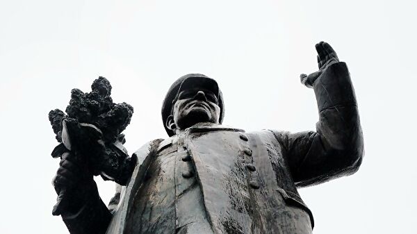 Снесенный в Праге памятник маршалу Коневу просят установить в Москве. «МИД России»