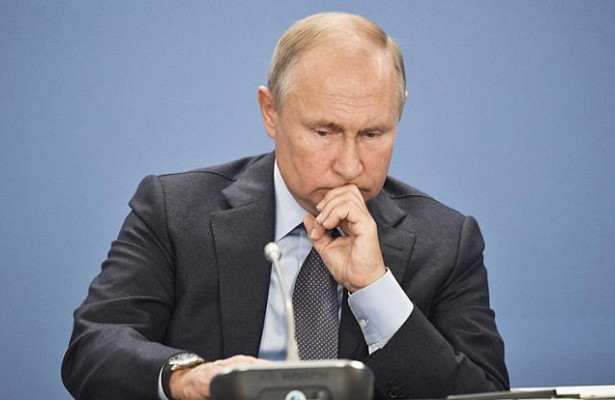 Тяжкие сомненья Путина: Пора искать преемника, а не «обнуляться». «Совет Федерации»