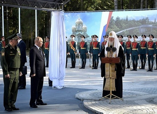 Все победы одержаны благодаря духовной мощи нашего российского воинства. «Совет Федерации»