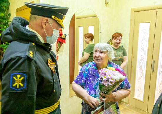 Командующий Армией ВВС и ПВО поздравил ветеранов Великой Отечественной войны с 75 годовщиной Великой Победы - «Минобороны»