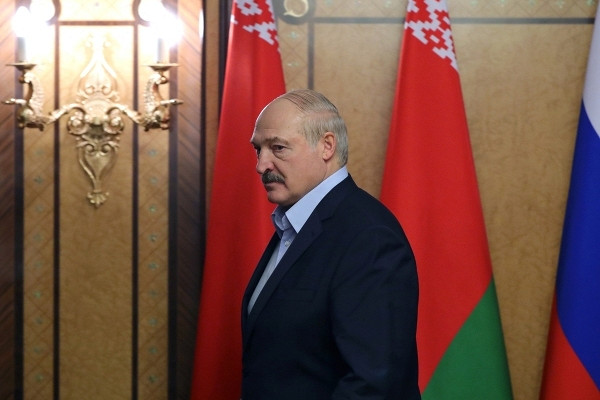 Мелочная бравада. Зачем Лукашенко парад на 9 мая. «Совет Федерации»