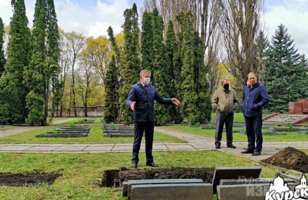 Мэрия Курска забыла согласовать работы на офицерском кладбище мемориала. «Минкультуры»
