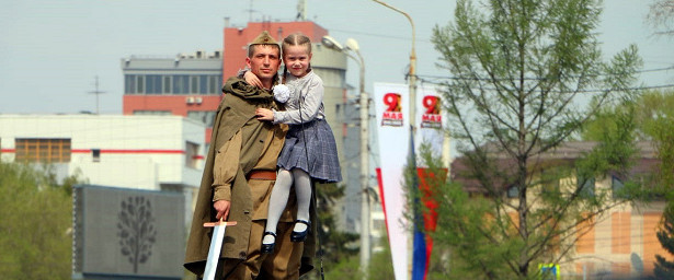 На улицах Омска 9 Мая будут звучать военные песни. «Минкультуры»