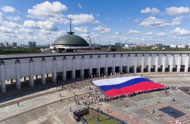 Нижегородцы могут создать онлайн-мозаику из флагов ко Дню России. «Минкультуры»