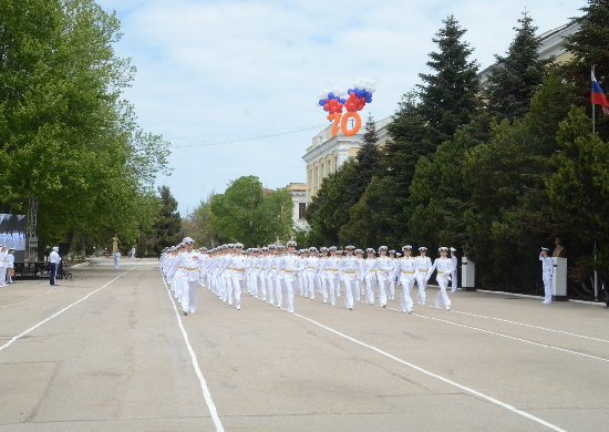 В Черноморском высшем военно-морском училище им. адмирала П.С. Нахимова состоялся выпуск лейтенантов - «Минобороны»