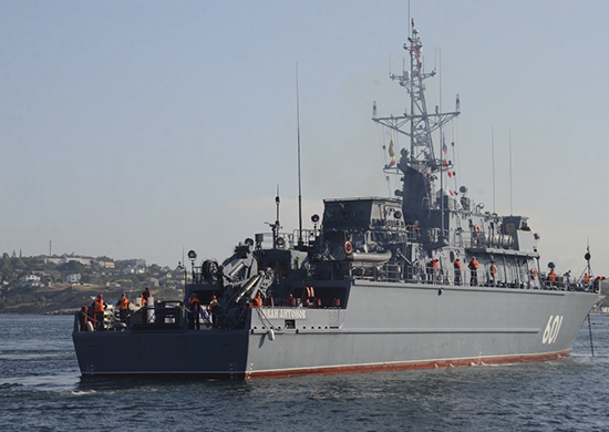 В Средиземном море проведено учение кораблей Черноморского флота - «Минобороны»