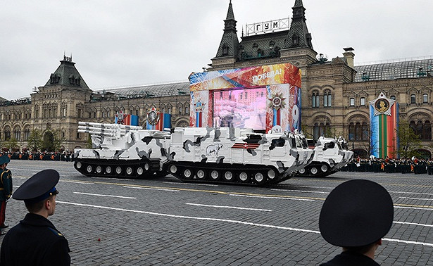 Гаранты мира: в какой очередности боевая техника проедет по Красной площади 24 июня. «Минобороны»