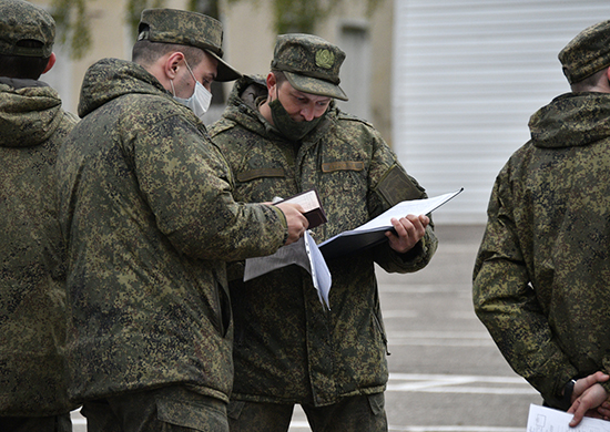 Командиры подразделений общевойсковой армии ЗВО повысили уровень знаний в ходе учебных сборов - «Минобороны»