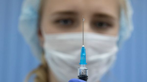 Комитет ГД поддержал проект о бесплатной вакцинации в частных клиниках. «Госдума»