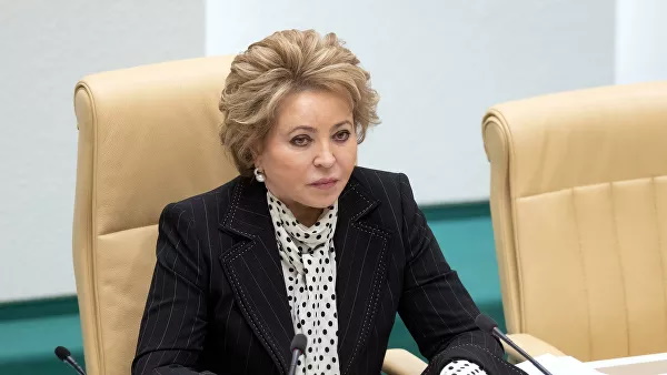 Матвиенко проголосовала по.поправкам в.Конституцию&nbsp «Совет Федерации»