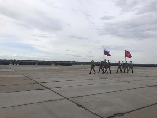 Первая тренировка военного парада прошла на аэродроме в Ростове-на-Дону - «Минобороны»