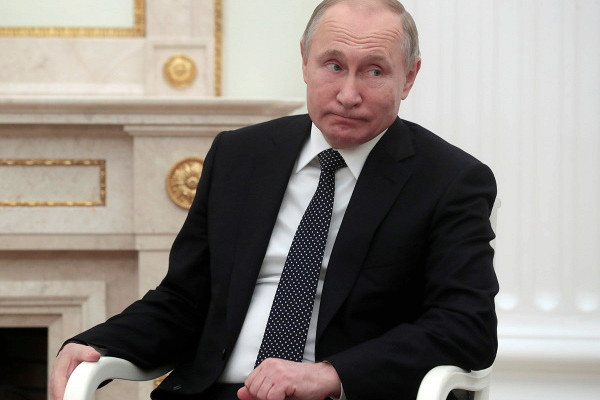 Путин отреагировал на критику поправок в Конституцию. «Госдума»