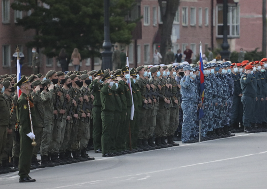 В Южно-Сахалинске прошла первая тренировка Парада посвящённого 75-й годовщине Победы в Великой Отечественной войне - «Минобороны»