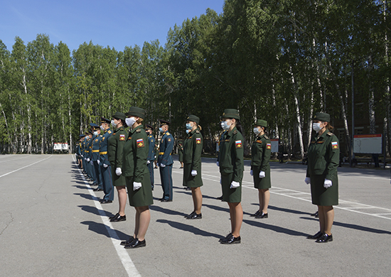 Военнослужащие РВСН участвуют в тренировках Парада Победы в Новосибирске - «Минобороны»