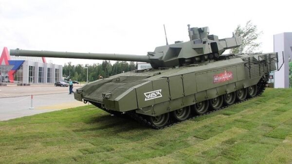 Военный эксперт Кашин рассказал, как «Армата» сделает РФ лидером на рынке бронетехники. «Минобороны»