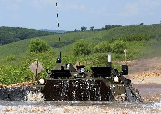 Более 600 военнослужащих ВВО преодолеют водную преграду на МТЛБ в Республике Бурятия - «Минобороны»