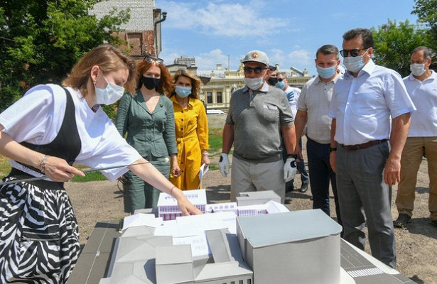 Минниханов заявил, что.площади казанского ТЮЗа после реконструкции должны окупаться&nbsp «Минкультуры»