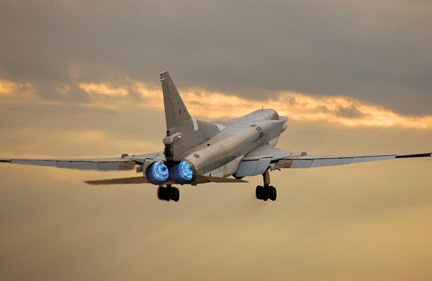 Минобороны показало полёт Ту-22М3 над.Чёрным морем&nbsp «Минобороны»