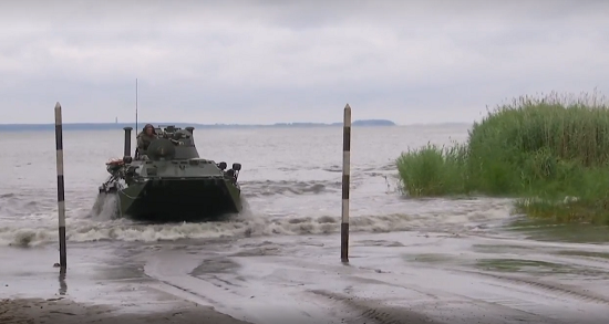 Морские пехотинцы Балтийского флота готовятся к высадке на необорудованное побережье - «Минобороны»