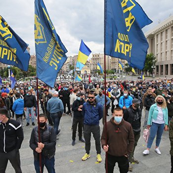 «Нацкорпус» начал шествие с.требованием запретить партии Шария и.Медведчука&nbsp «Минюст»