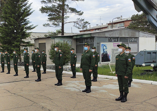 Очередная группа новобранцев пополнила ряды воинских частей общевойскового объединения ВВО в Бурятии - «Минобороны»