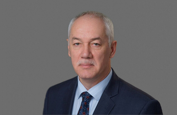 Председатель Думы Владивостока Андрей Брик поздравляет горожан&nbsp «Госдума»