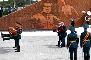 Путин и.Лукашенко открыли Ржевский мемориал Советскому солдату&nbsp «Минкультуры»