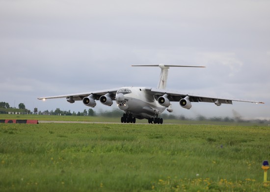 В Амурской области прошла проверка подразделений авиационного полка дальней авиации - «Минобороны»