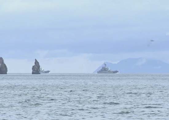 В рамках внезапной проверки боевой готовности морские пехотинцы Тихоокеанского флота провели на Камчатке бой за высадку десанта на необорудованное побережье - «Минобороны»