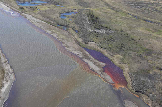 В.Совфеде будут следить за.реализацией закона о.предотвращении нефтеразливов&nbsp «Совет Федерации»