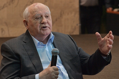 Горбачев указал на.ошибку Лукашенко&nbsp «Совет Федерации»