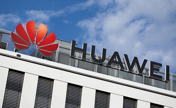 Huawei переведет все.устройства на.собственную операционную систему&nbsp «Минобороны»