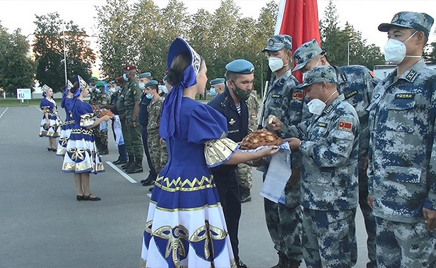 Иностранные команды прибыли в.Псков для.участия в.конкурсе «Десантный взвод-2020»&nbsp «Минобороны»