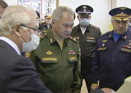 Министр обороны России проверил исполнение гособоронзаказа на авиазаводе в Комсомольске-на-Амуре - «Минобороны»