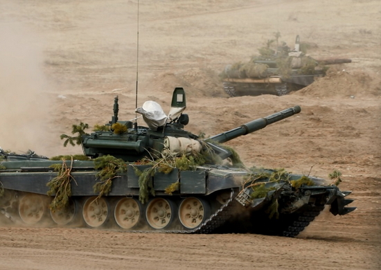 В Бурятии танкисты ВВО отрабатывают новую методику проведения боевых стрельб - «Минобороны»