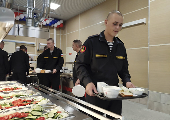 В соединении морской пехоты Балтийского флота открылась новая столовая - «Минобороны»