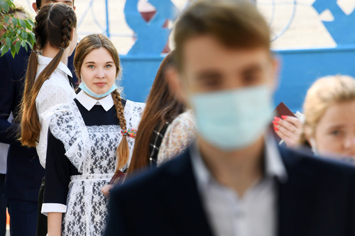 В.Госдуме предложили обеспечить школьников и.студентов защитными масками&nbsp «Госдума»