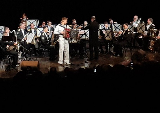 Оркестр ВМФ презентовал песню «ВМФ – гордость страны» на концерте в честь Дня защитника Отечества - «Минобороны»