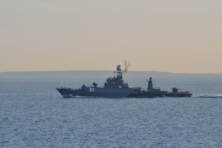 Корабли Балтийского флота отработали задачи по уничтожению подводной лодки условного противника - «Минобороны»