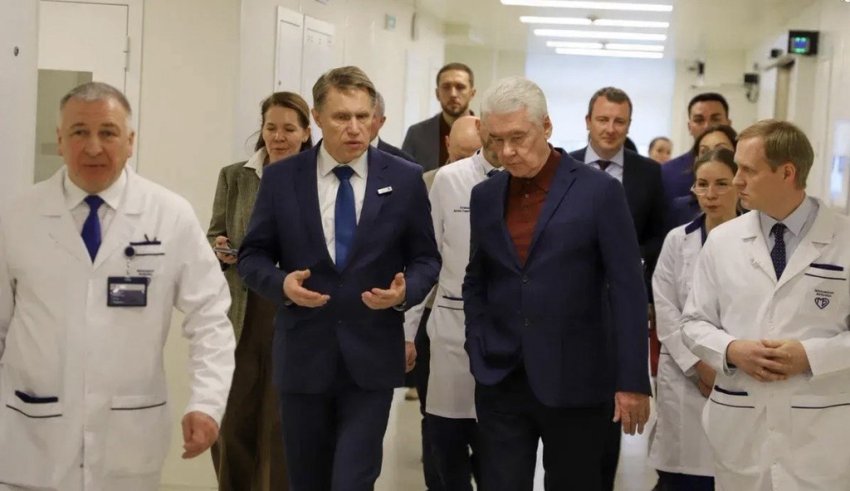 Михаил Мурашко и Сергей Собянин проверили готовность родильного дома ГКБ им. Вересаева после капитального ремонта - «Минздрав РФ»