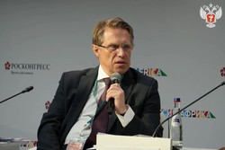 Второй день саммита Россия — Африка: Михаил Мурашко обозначил приоритеты партнерства России и Африки по охране здоровья населения - «Минздрав РФ»